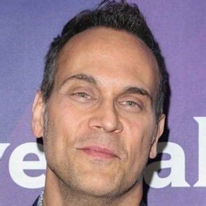 BlinkDash | Todd Stashwick | Bio, Age, Net Worth, Relationship, Career