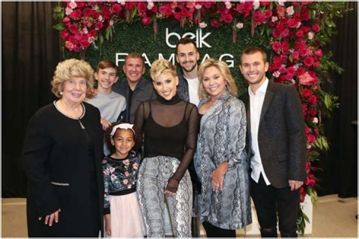 DashVib | Nanny Faye Chrisley Net Worth