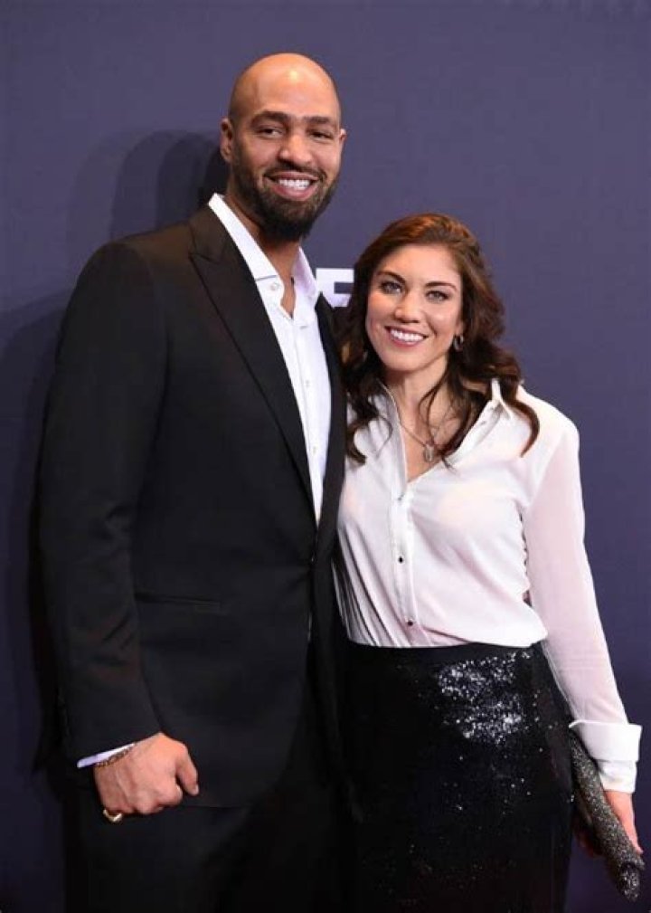 Discovering Hope Solo Height Weight Age Spouse Family Facts