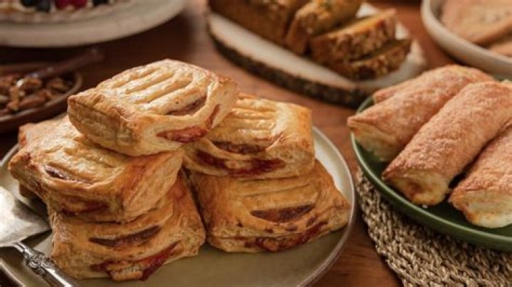 Is Porto's Bakery A Cuban Gem?