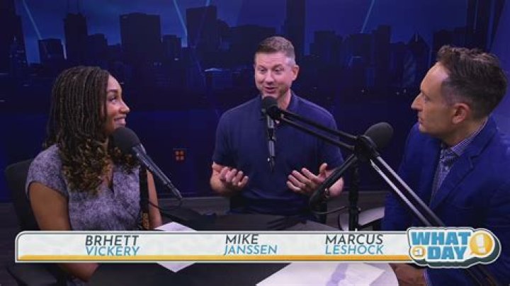 Mike Janssen WGN, Bio, Age, Height, Family, Wife, Education, Salary, and Net Worth |