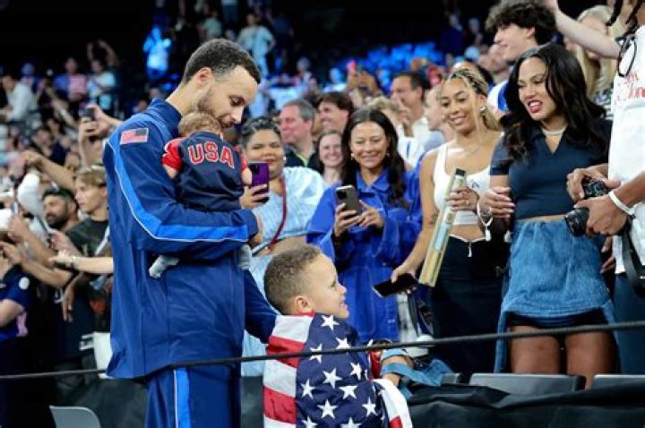 Who Are Ayesha Currys Parents |